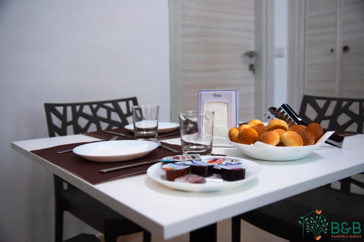 B&B Mandorlo Bianco Авола Екстериор снимка